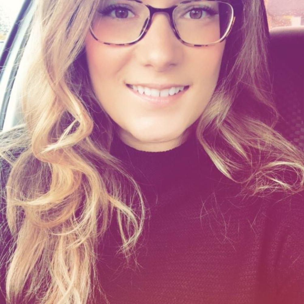 Meet your Posher, Lauren